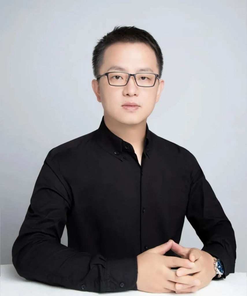 螳螂科技医疗专家黄效宁：传统客服被AI重构，咨询服务更专业！教育CRM系统-北京螳螂科技{官网}-CRM销售管理系统-免费CRM试用最新资讯